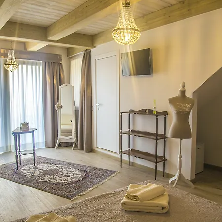 Le Stanze Di Leonardo Guest house